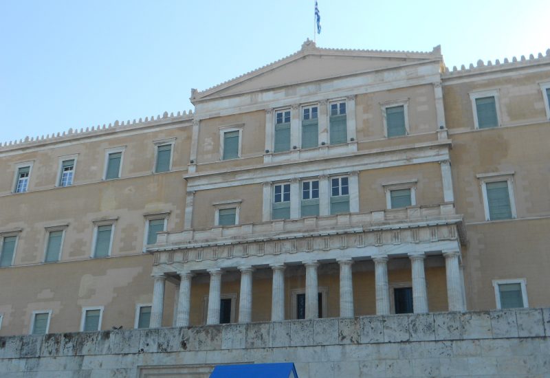 greek-parliament-2830061_1920